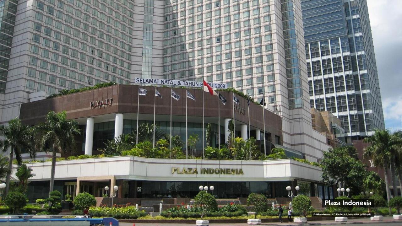 Отель Casa Living Senayan Джакарта Экстерьер фото