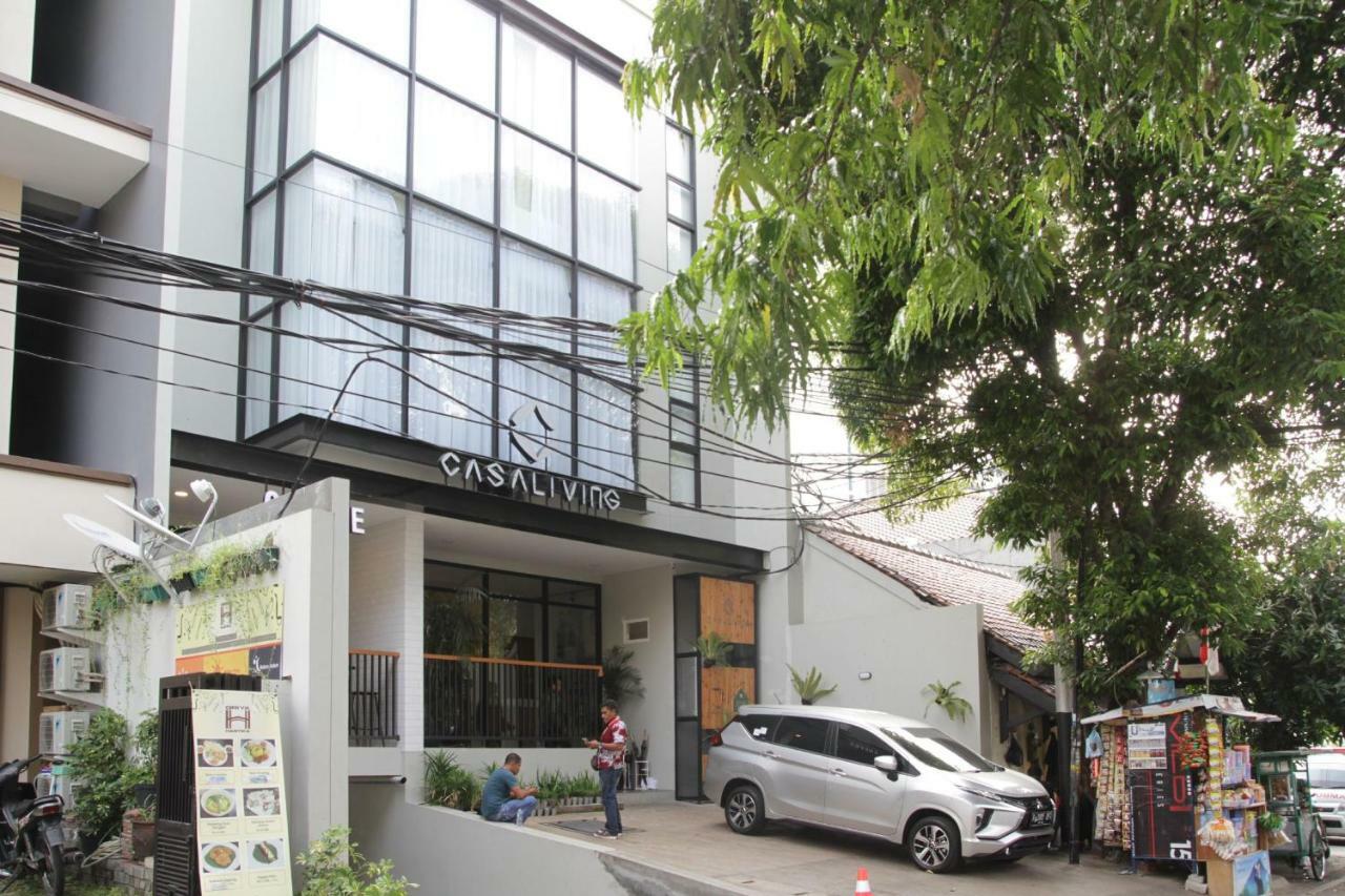 Отель Casa Living Senayan Джакарта Экстерьер фото