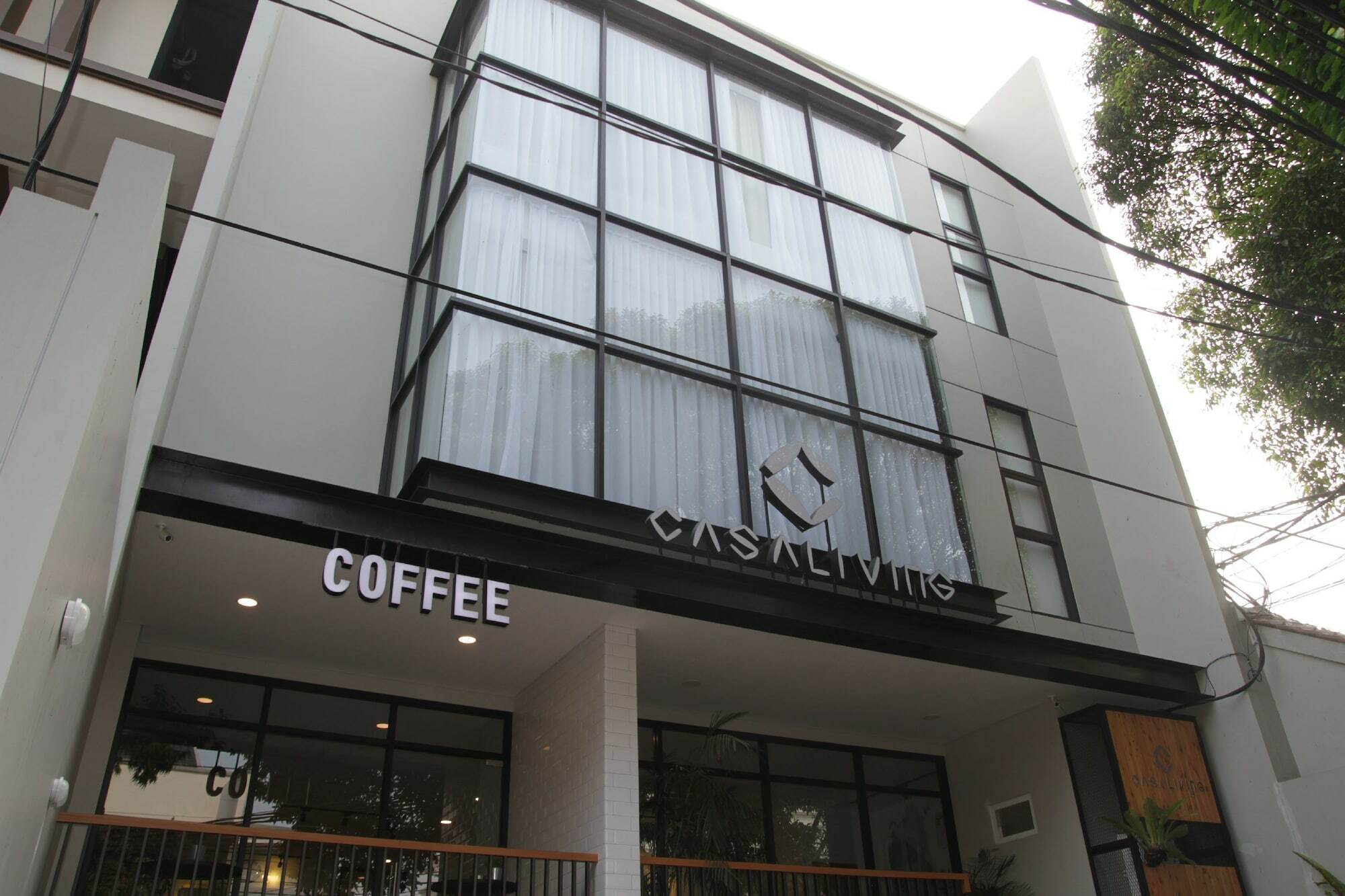 Отель Casa Living Senayan Джакарта Экстерьер фото